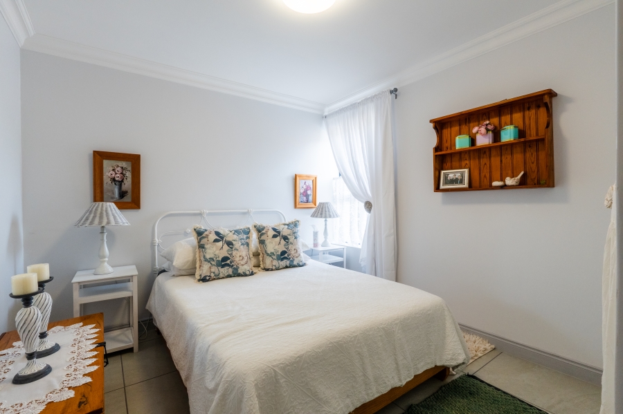 2 Bedroom Property for Sale in Island View Western Cape